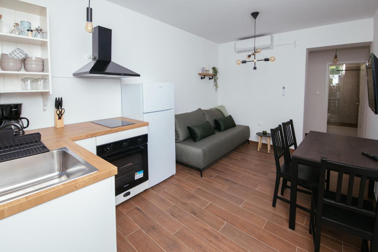 Apartmani Barbarosa Sveti Filip i Jakov Exterior foto