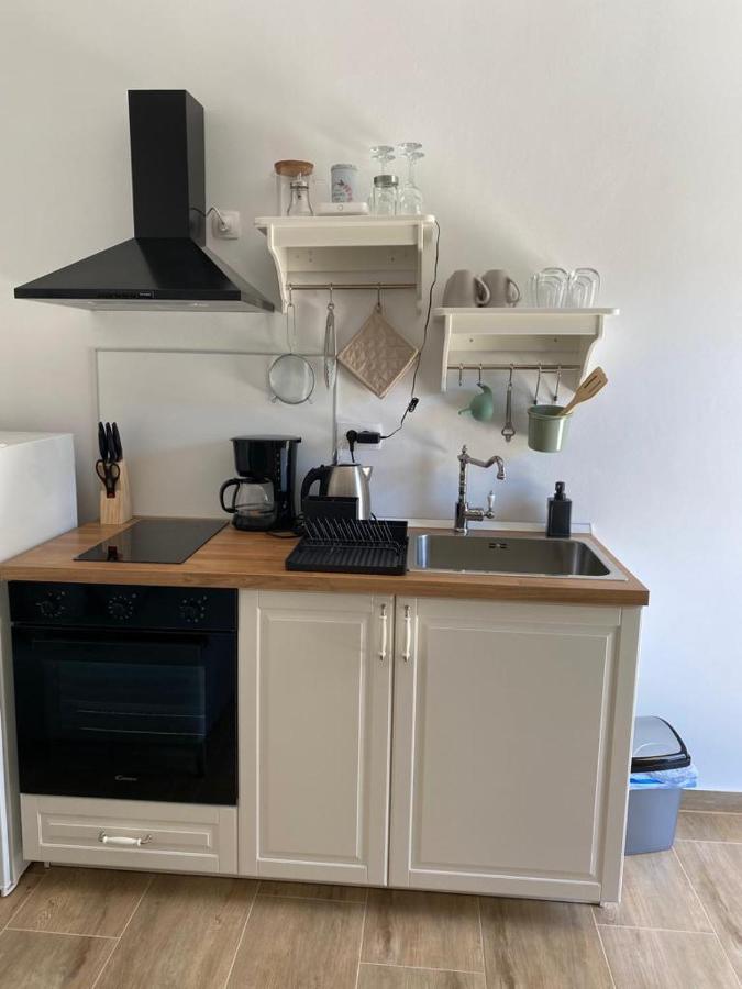 Apartmani Barbarosa Sveti Filip i Jakov Exterior foto